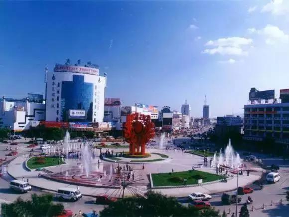 朝阳盛会,致敬来宾与各界朋友